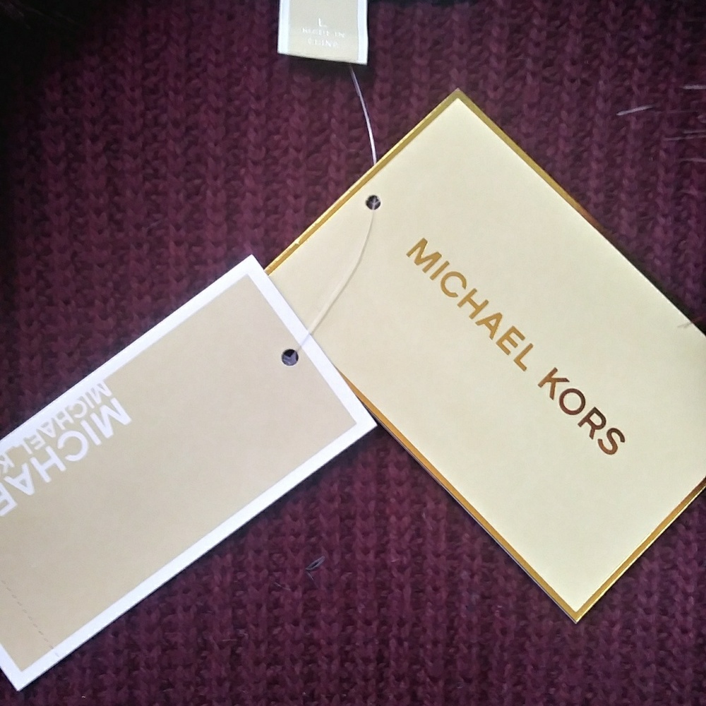 🆕 MICHAEL KORS | Sweater, Faux Fur Vest - Picture 6 of 8